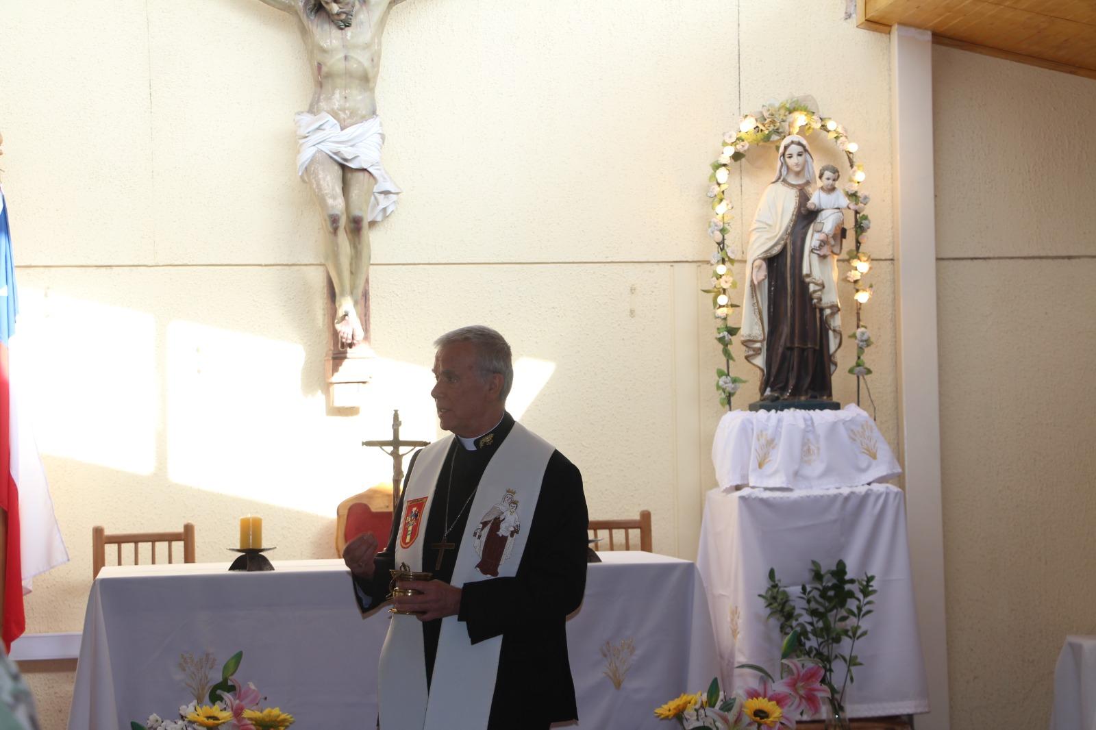 Obispo Castrense Visita Capilla de Peldehue